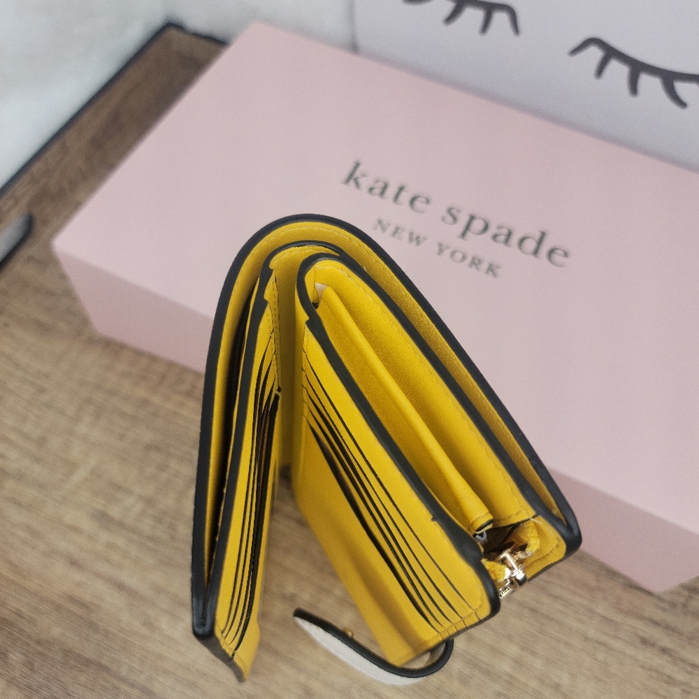🐝Kate Spade Honey Bee Bifold Wallet Parchment NWT - Picture 10 of 16